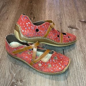 Rieker Mary Jane style red shoes leather straps size 9 GUC